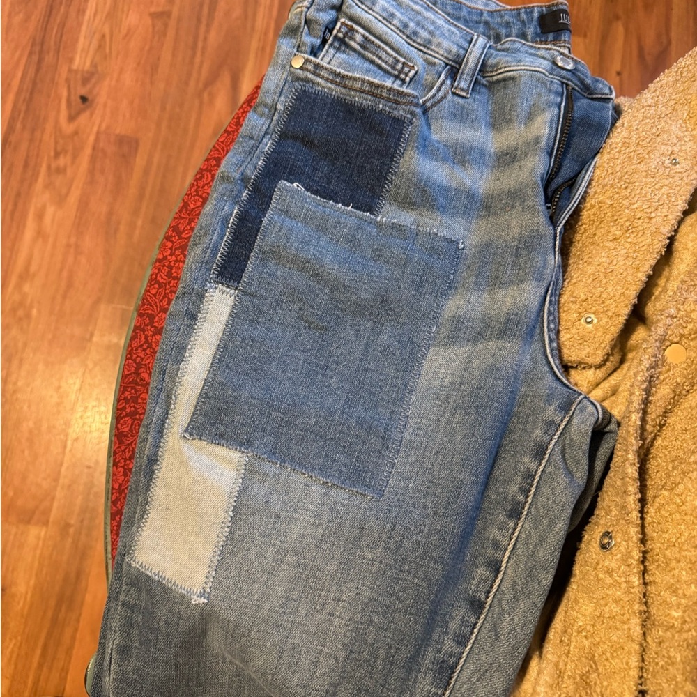 Judy Blue Straight Leg Blue Jeans with Patchwork Design
